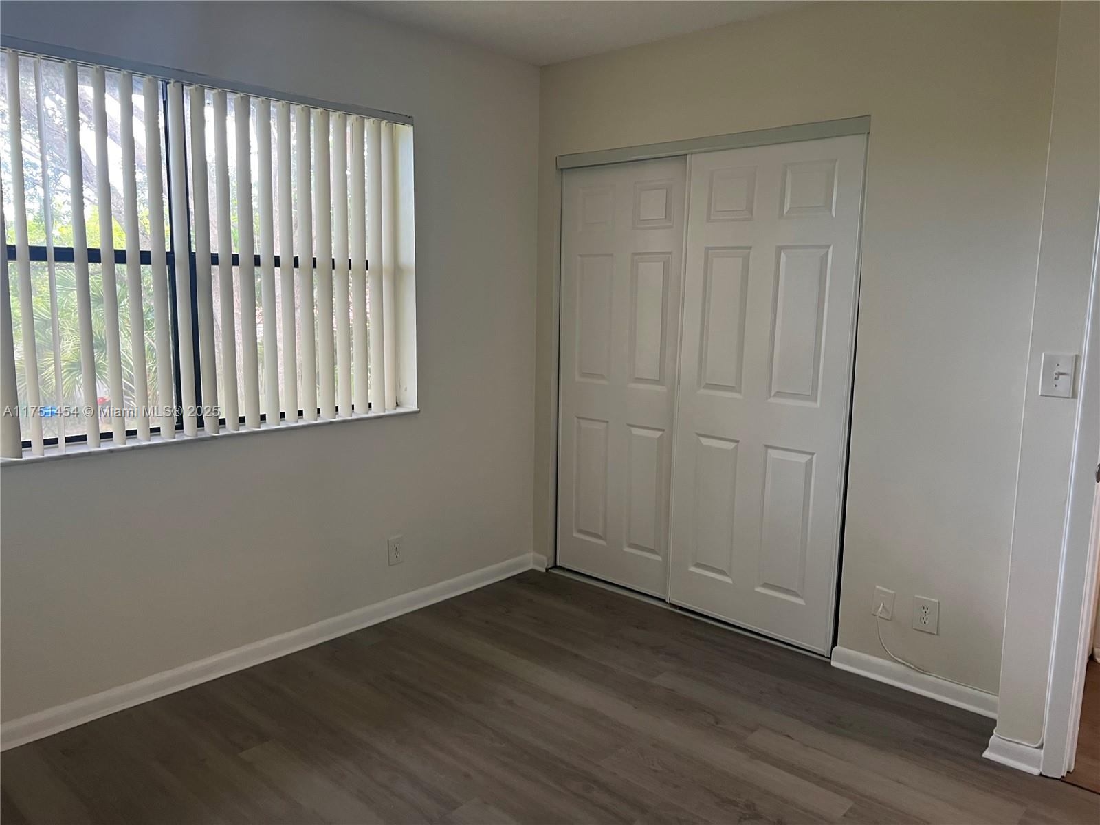 ROYAL RIDGE CONDO - Residential Lease