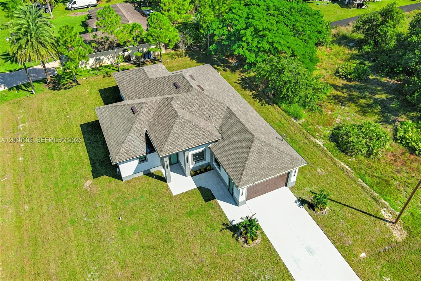 ISLAND OF HAPPINESS - Residential