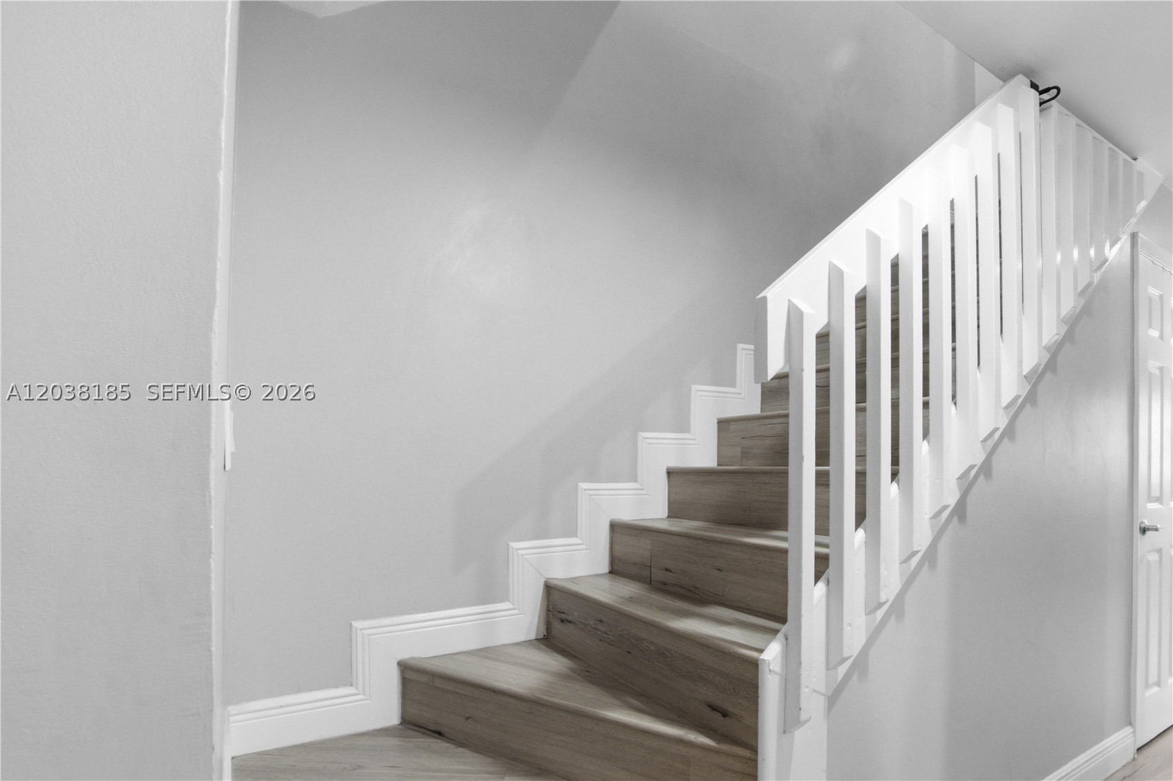 COUNTRY PARK CONDO - Residential