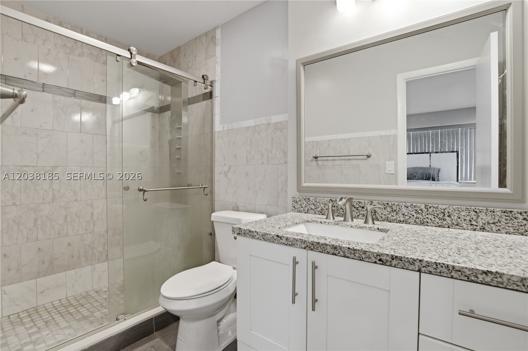 COUNTRY PARK CONDO - Residential