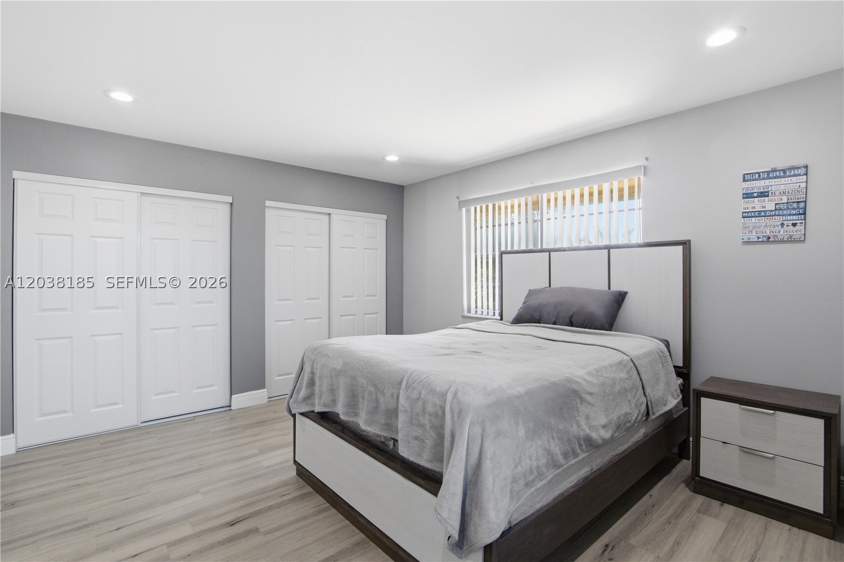 COUNTRY PARK CONDO - Residential