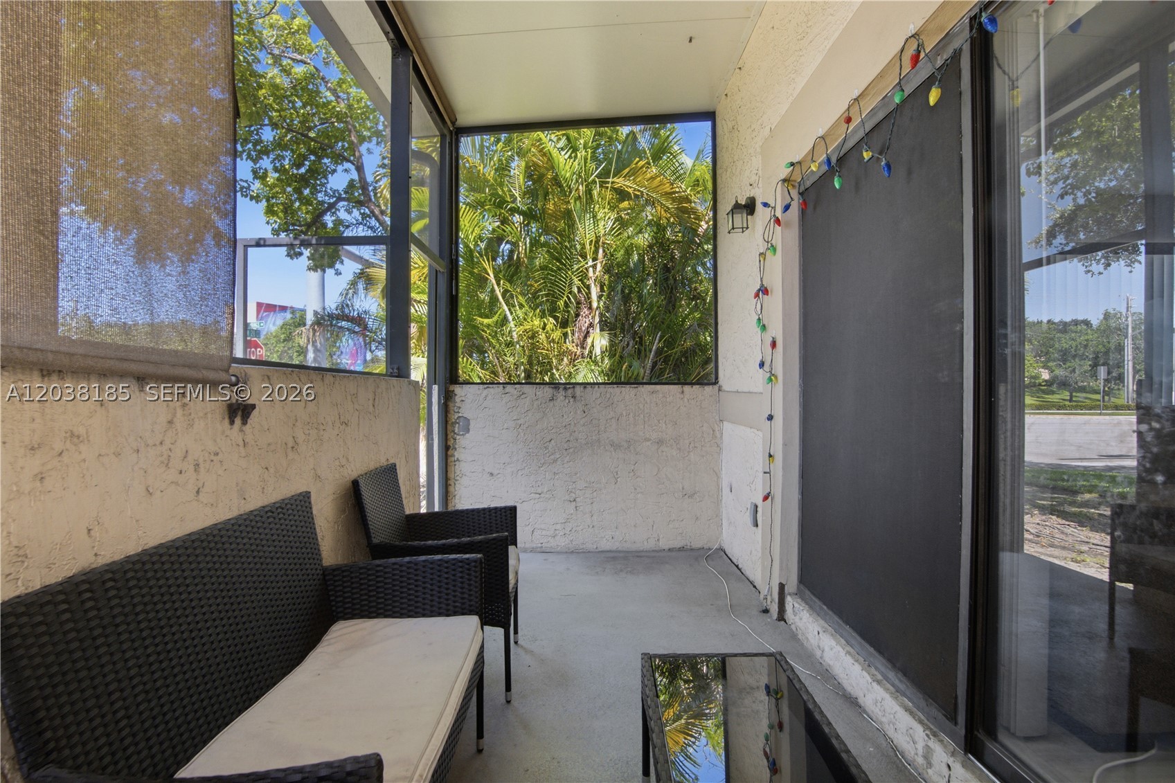COUNTRY PARK CONDO - Residential