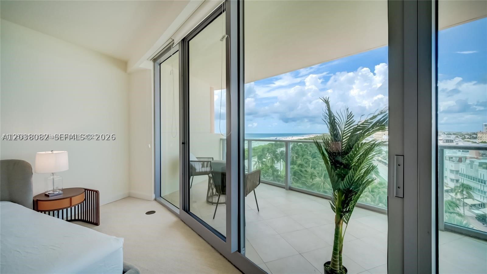 IL VILLAGGIO ON SOUTH BEA - Residential Lease