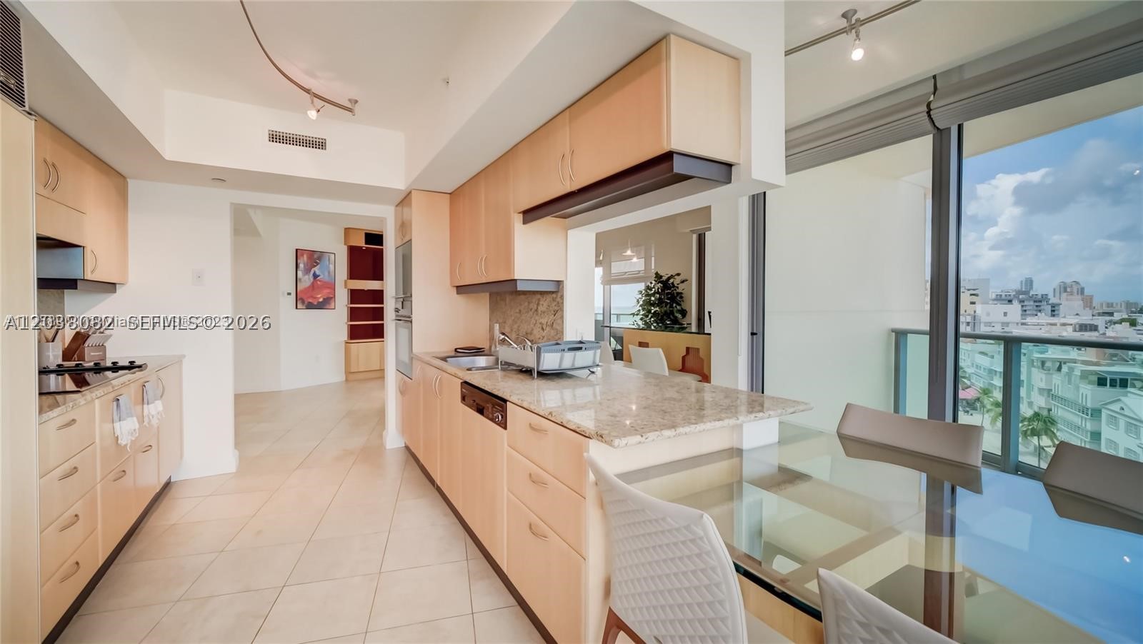 IL VILLAGGIO ON SOUTH BEA - Residential Lease