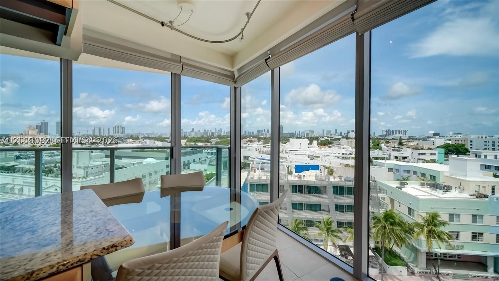 IL VILLAGGIO ON SOUTH BEA - Residential Lease