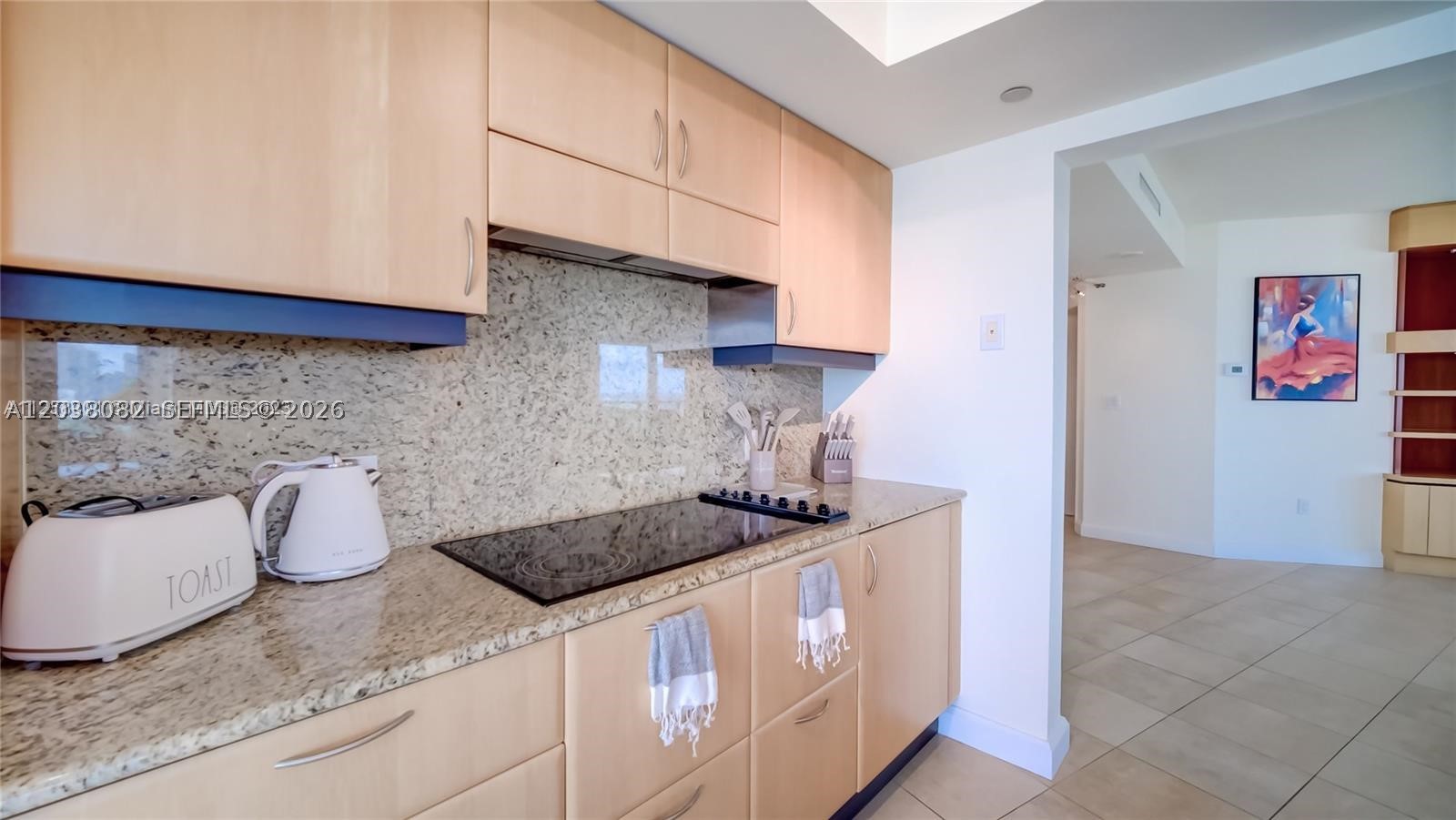 IL VILLAGGIO ON SOUTH BEA - Residential Lease