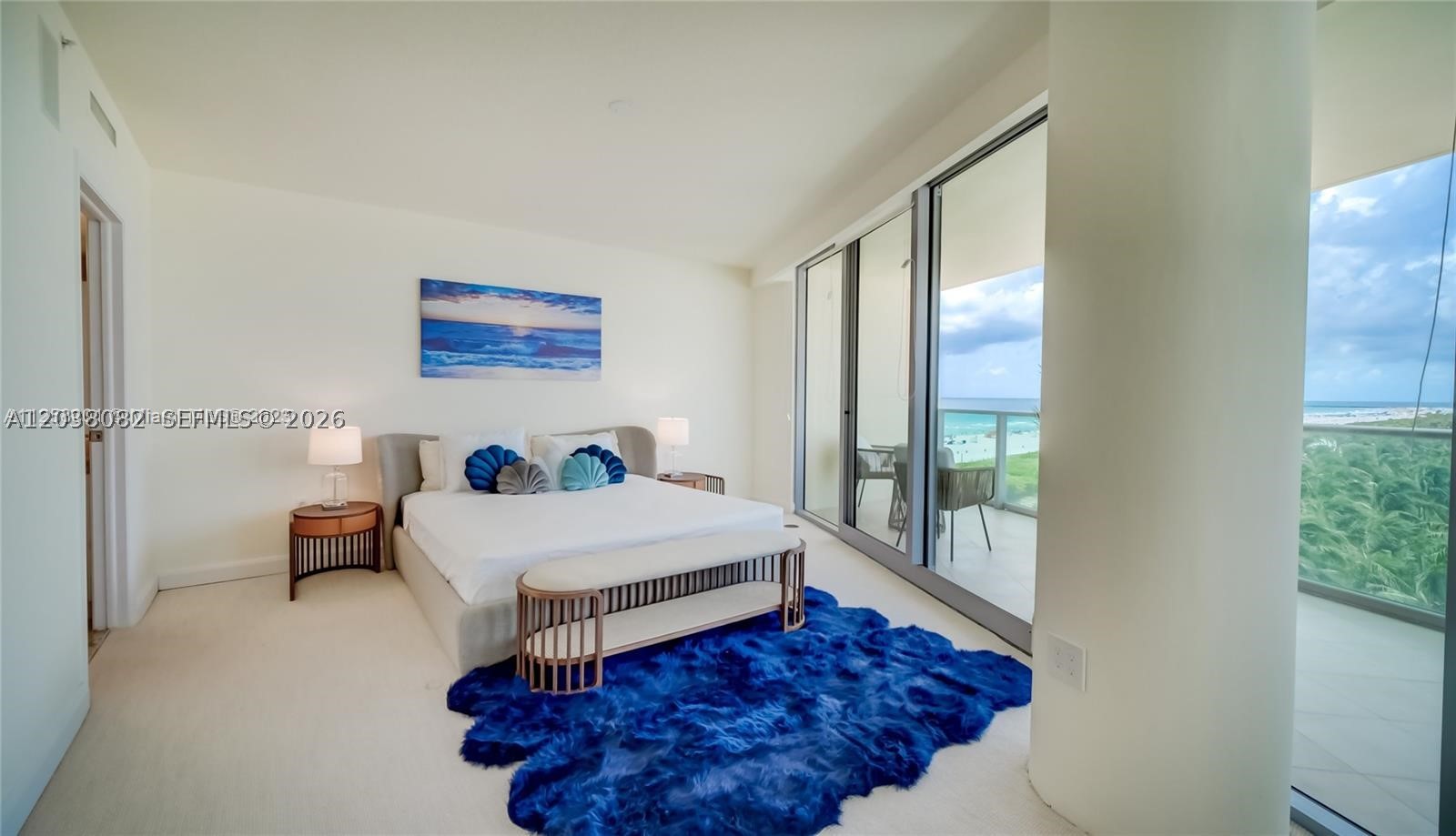 IL VILLAGGIO ON SOUTH BEA - Residential Lease