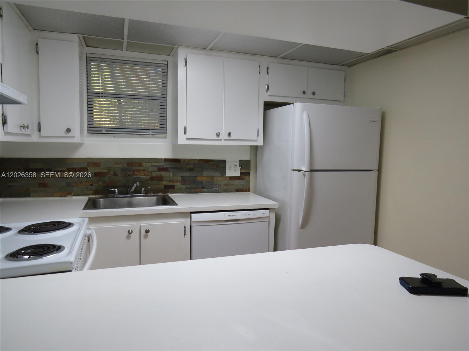 LAS VISTAS AT DORAL CONDO - Residential
