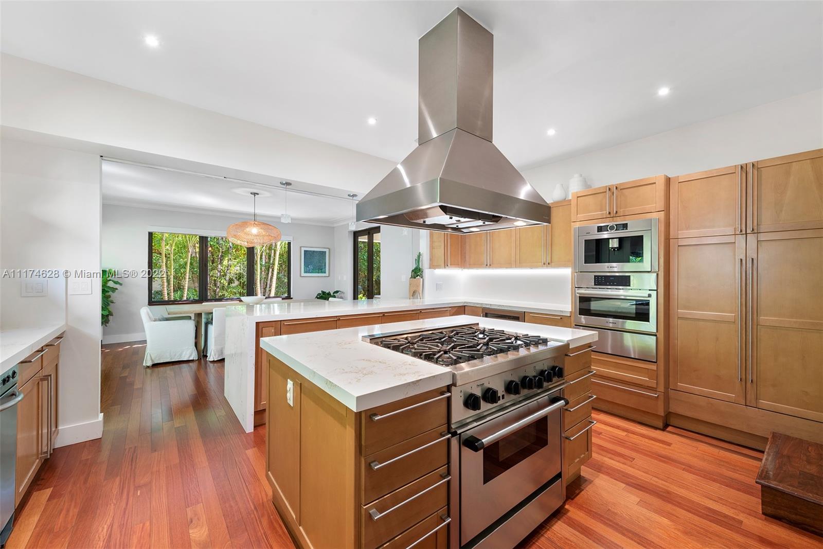 LA GORCE GOLF SUB - Residential