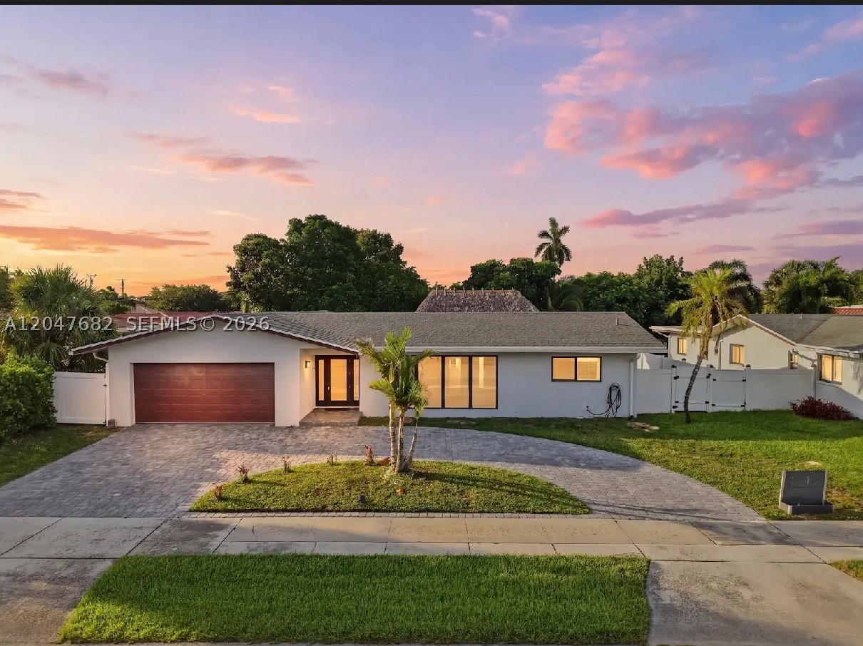 BOCA RATON SQUARE UNIT 4 - Residential Lease