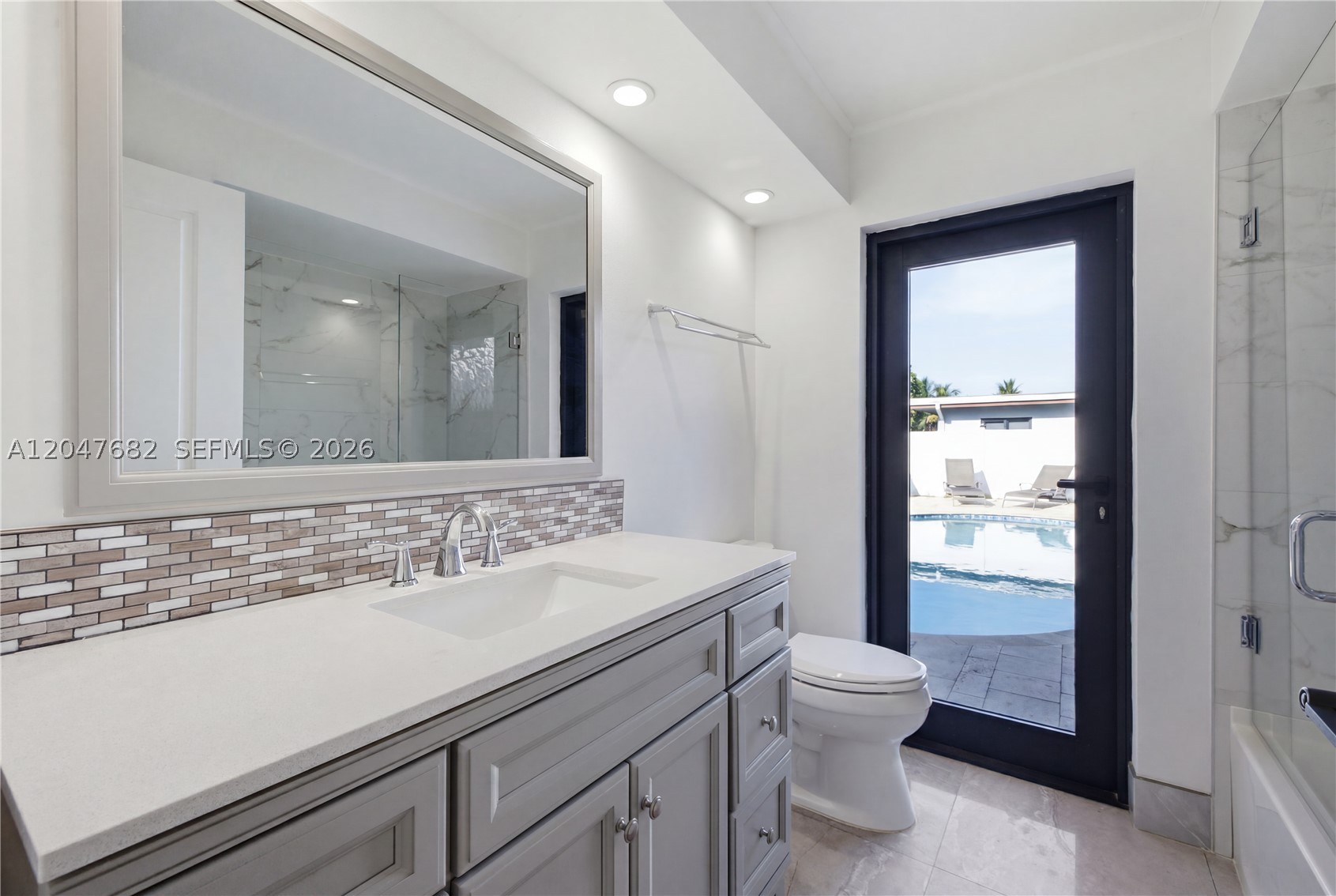 BOCA RATON SQUARE UNIT 4 - Residential Lease