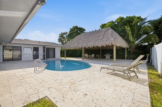 BOCA RATON SQUARE UNIT 4 - Residential Lease