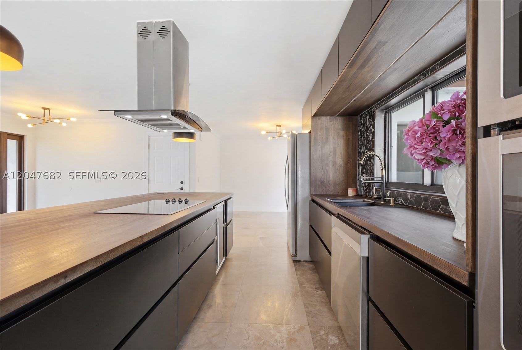 BOCA RATON SQUARE UNIT 4 - Residential Lease