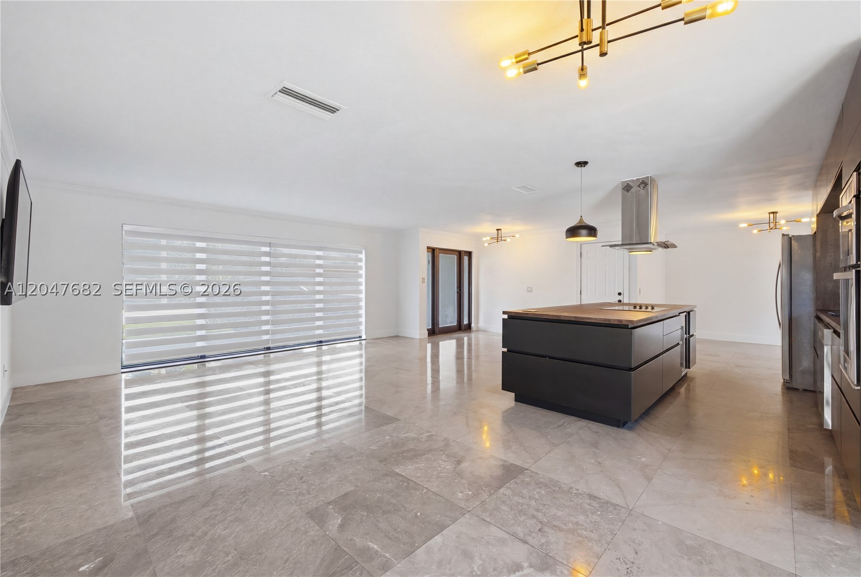 BOCA RATON SQUARE UNIT 4 - Residential Lease