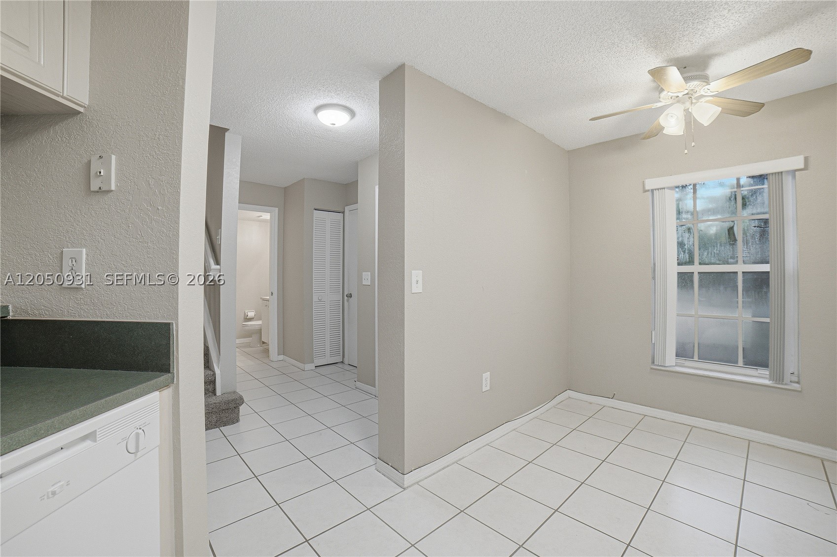 RAINTREE VILLAS - Residential
