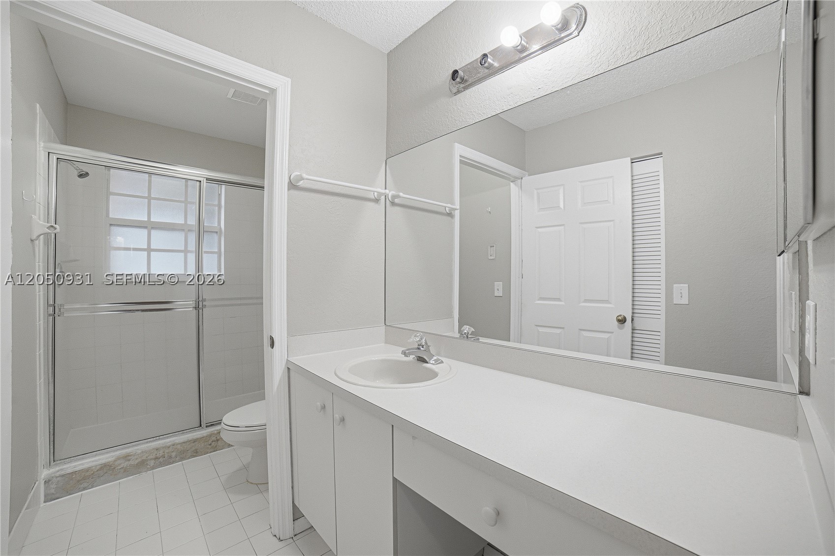 RAINTREE VILLAS - Residential