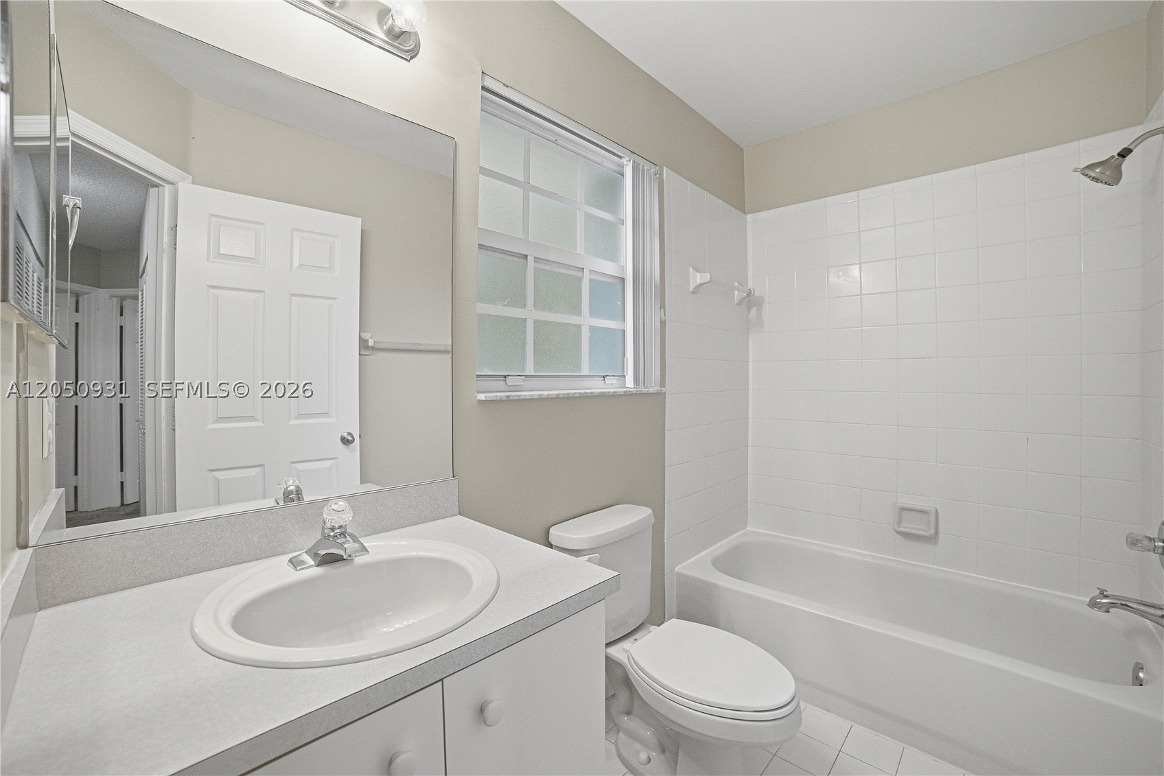 RAINTREE VILLAS - Residential