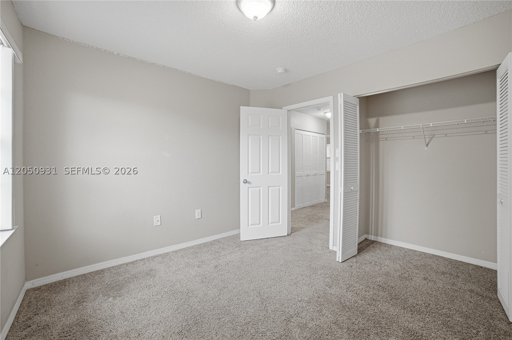 RAINTREE VILLAS - Residential