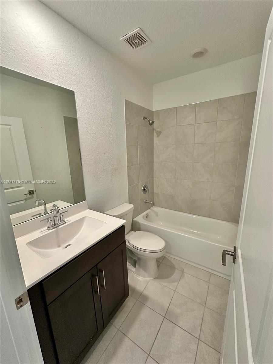 CEDAR AT KEYS GATE - Residential