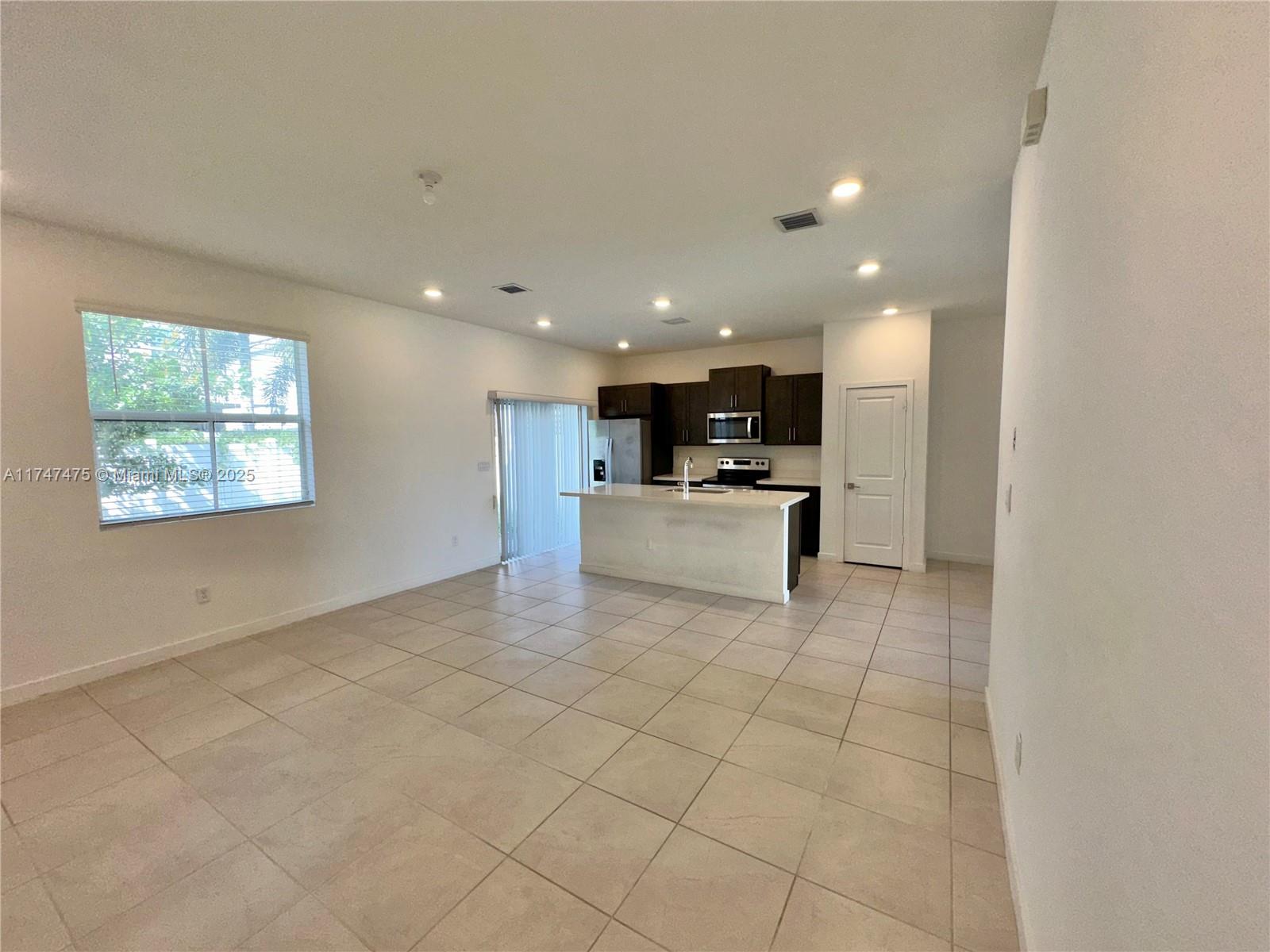 CEDAR AT KEYS GATE - Residential