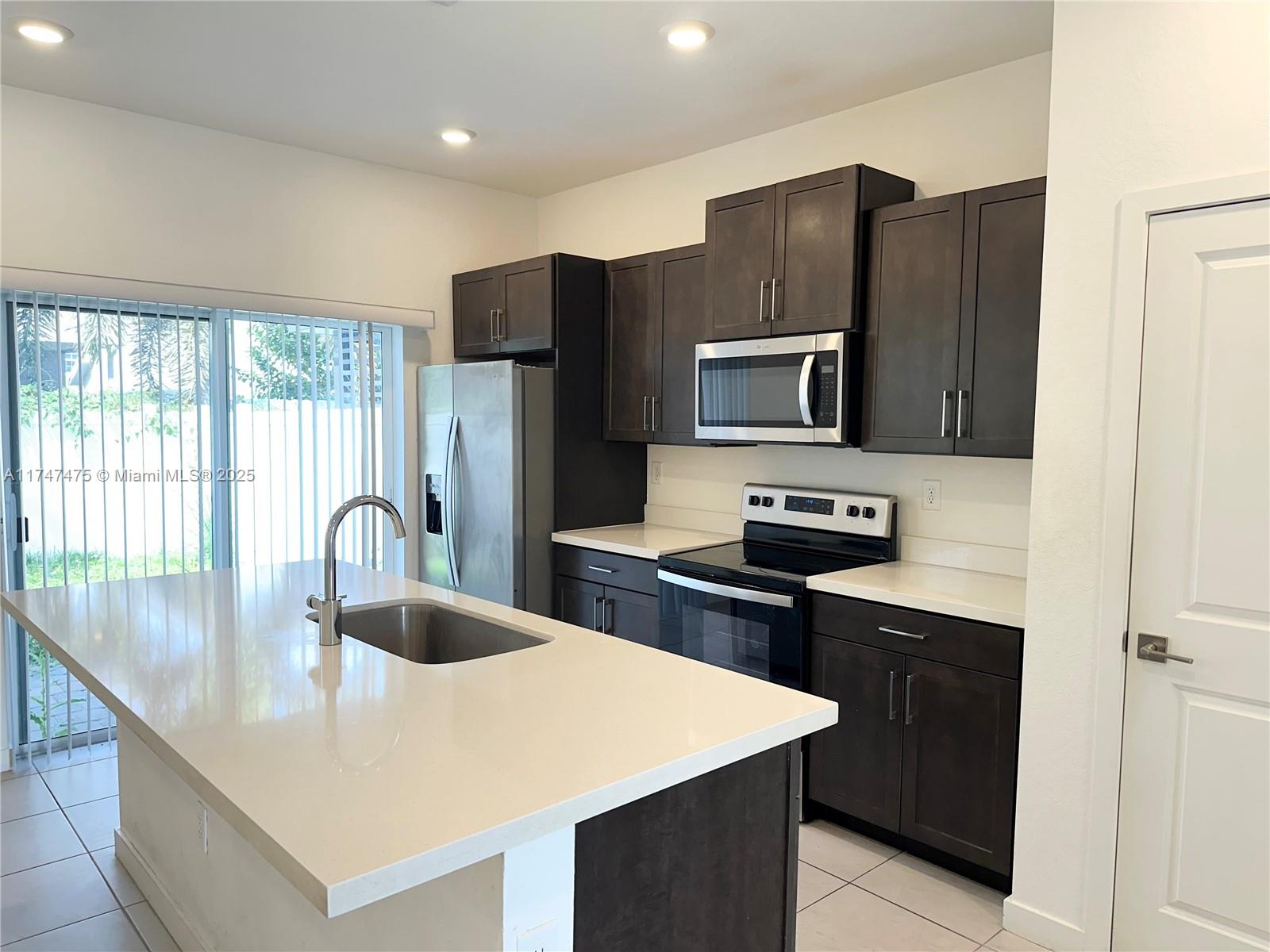 CEDAR AT KEYS GATE - Residential