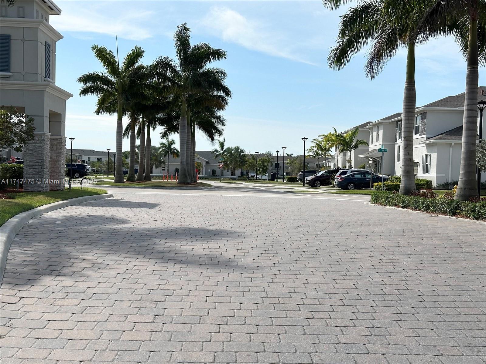 CEDAR AT KEYS GATE - Residential