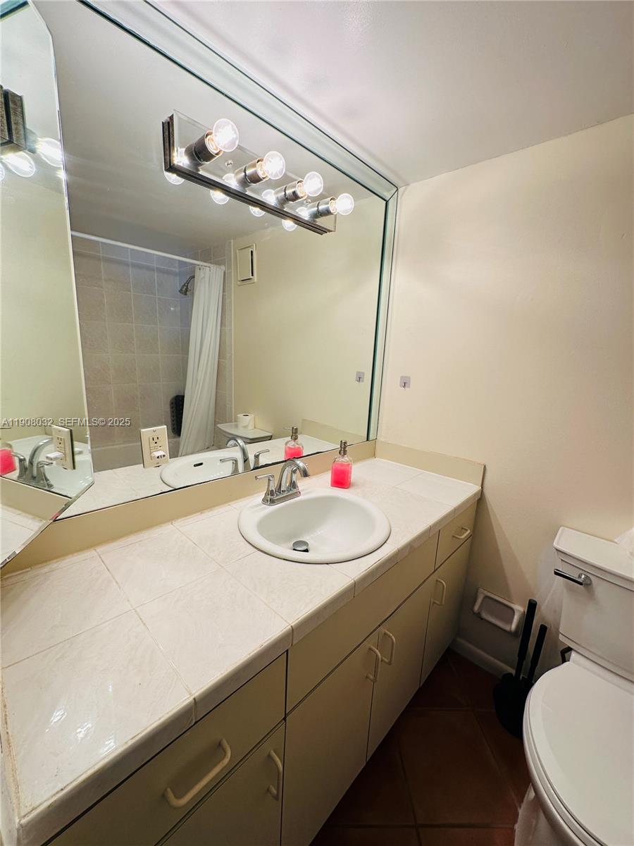 BOUGAINVILLEA SOUTH CONDO - Residential Lease