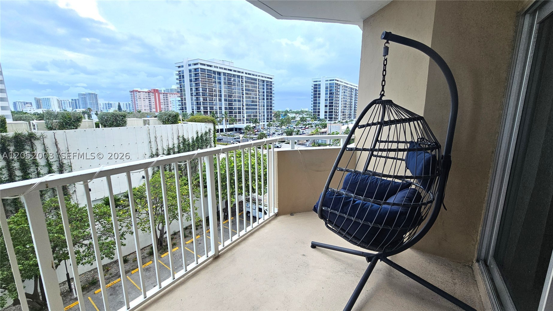 HEMISPHERES CONDO - Residential Lease