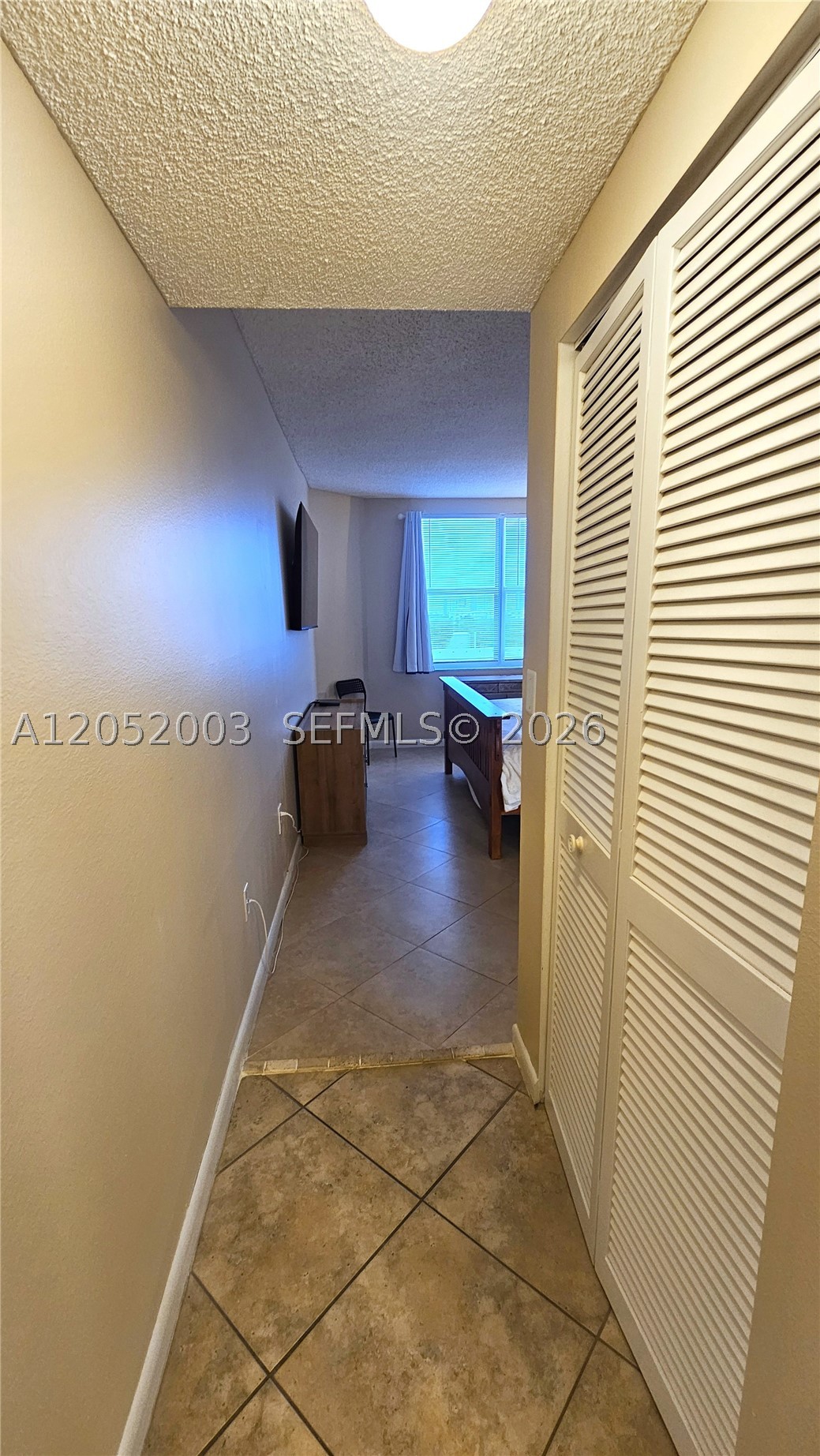 HEMISPHERES CONDO - Residential Lease