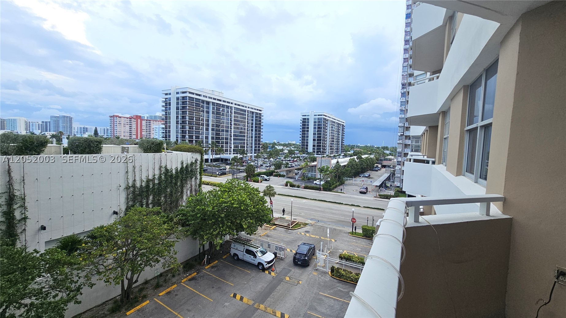 HEMISPHERES CONDO - Residential Lease
