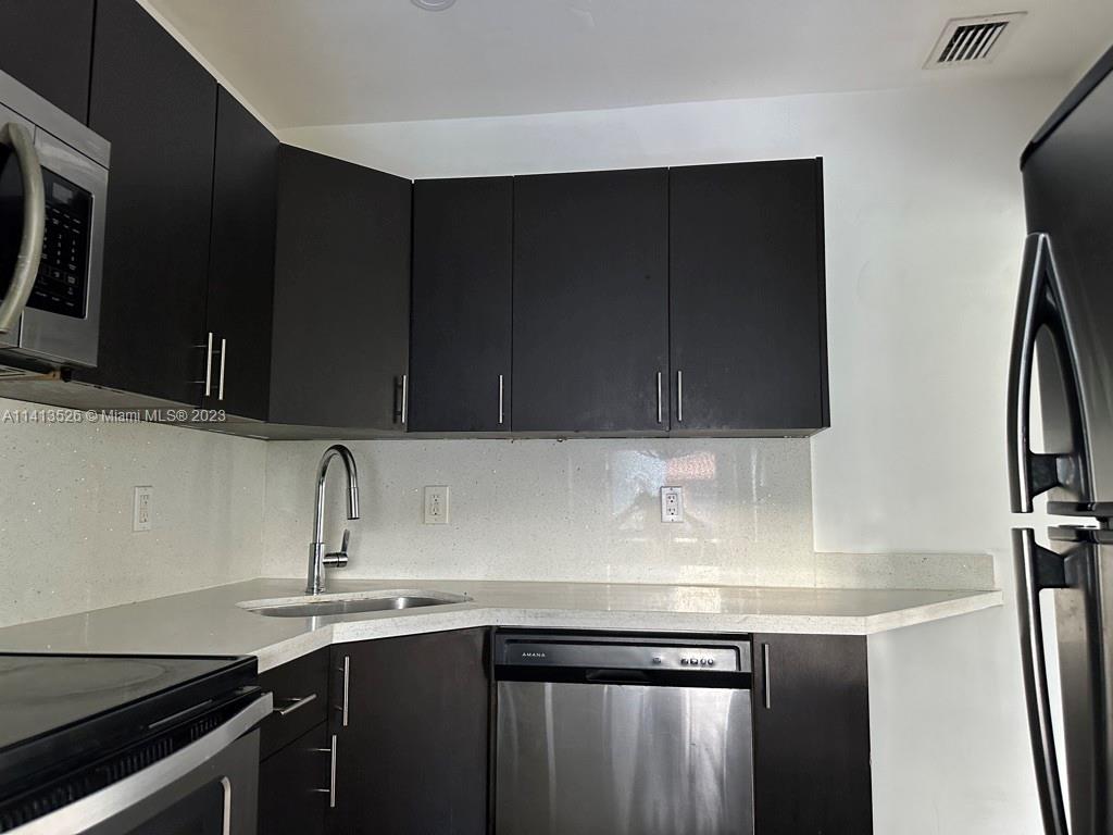 RIDGEVIEW - Residential Lease