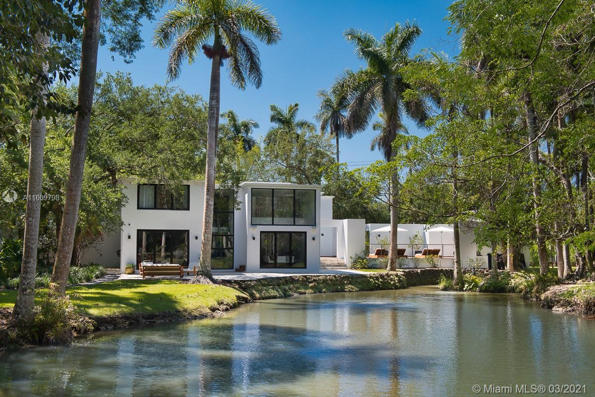KERRWOOD OAKS - Residential
