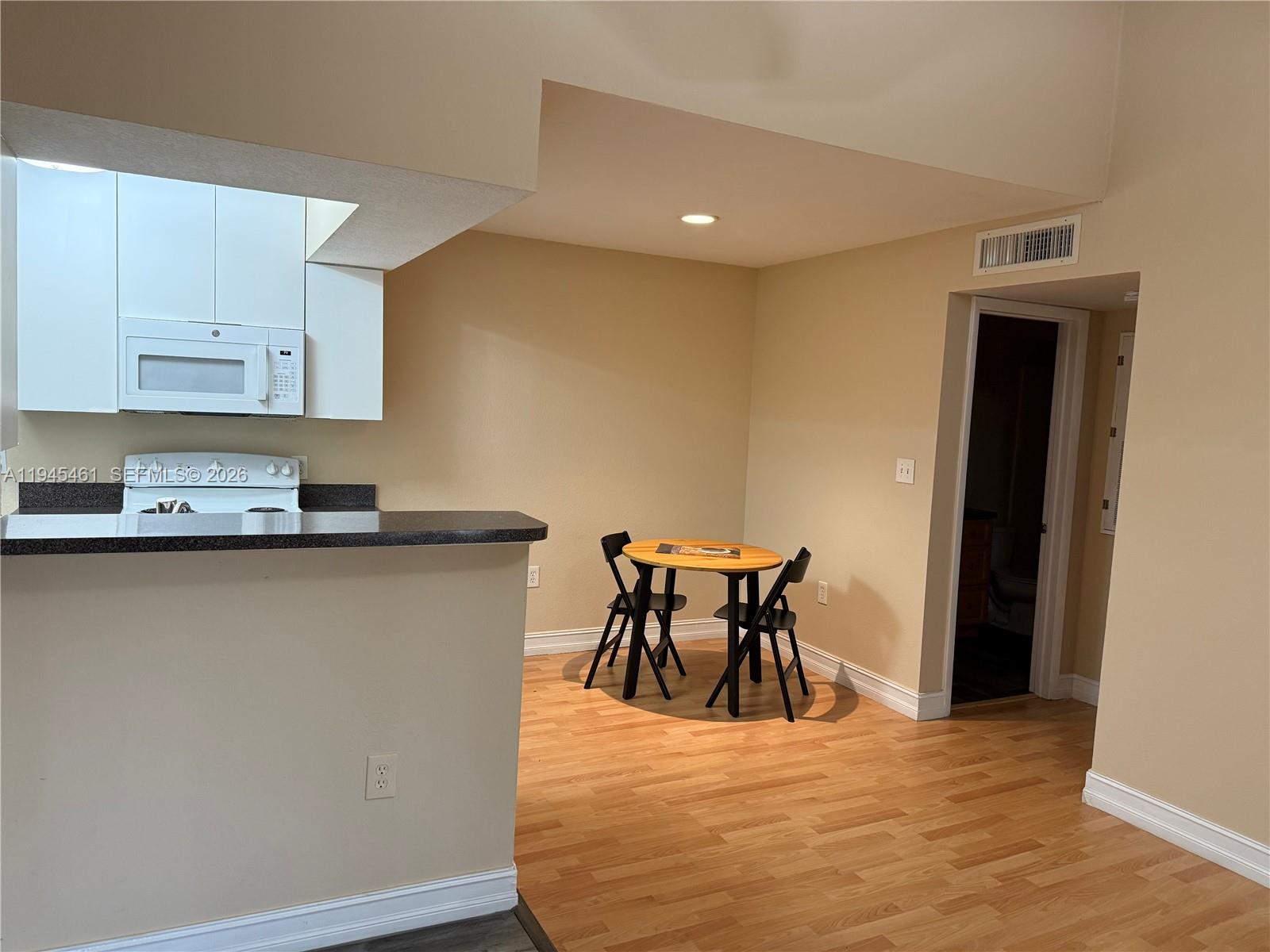 BISCAYNE BEACH CLUB CONDO - Residential