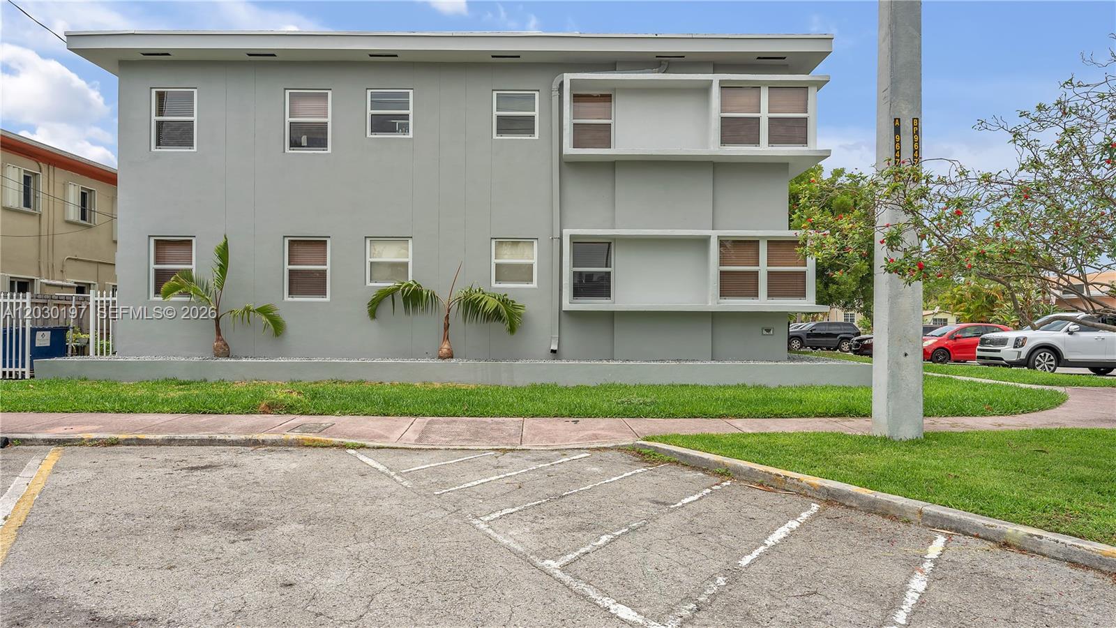 NORMANDY WATERWAY SUB - Residential Lease