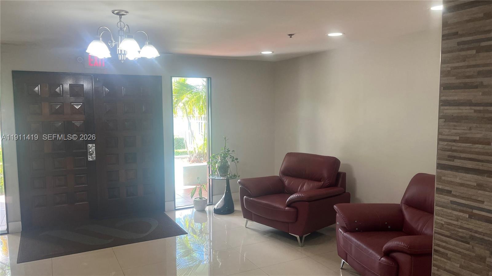 IMPERIAL TERRACES CONDO - Residential