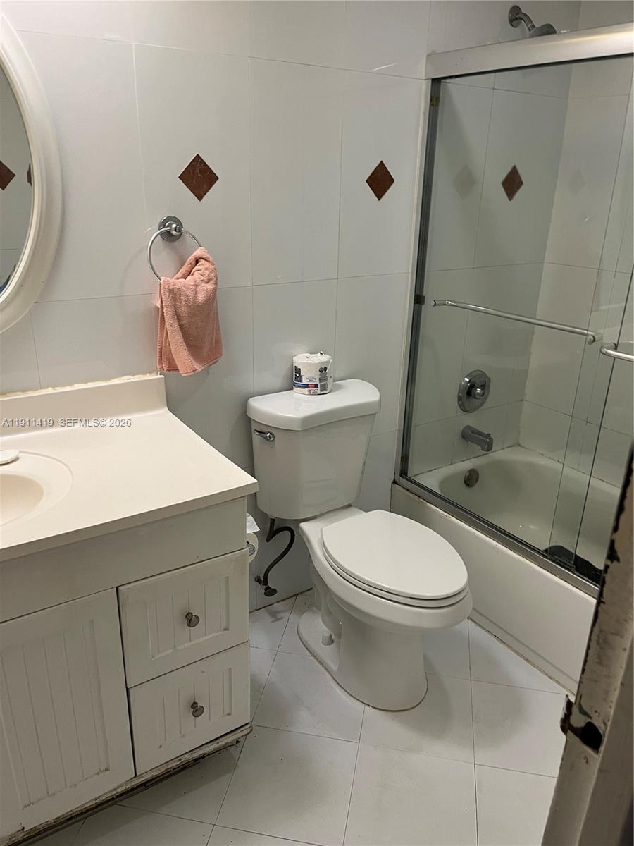 IMPERIAL TERRACES CONDO - Residential