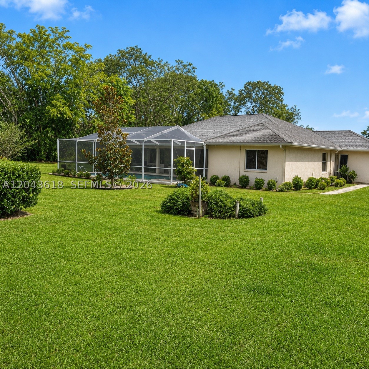 THE HIGHLANDS - Residential