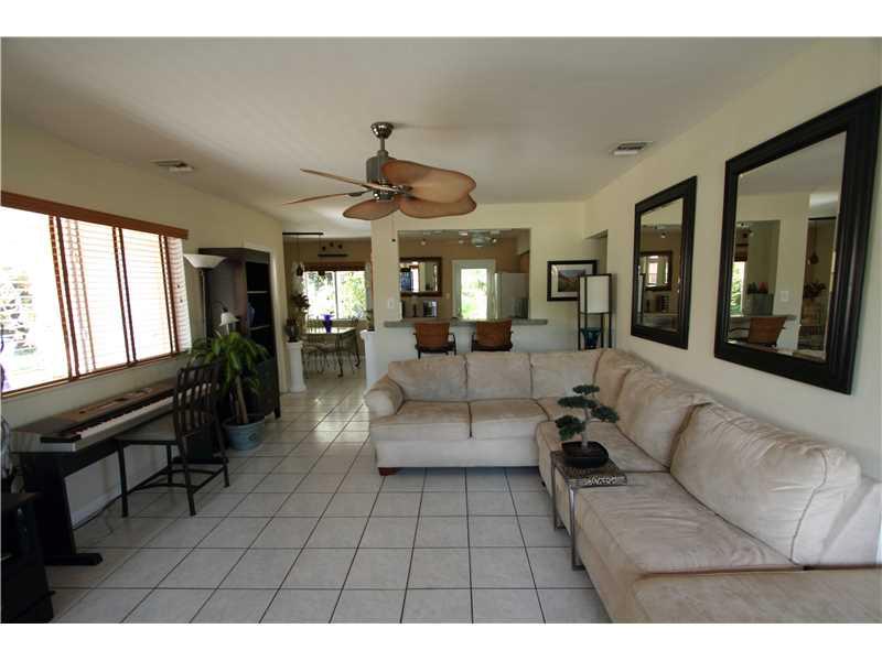 NORTH RIDGE 30-32 B - Residential Lease