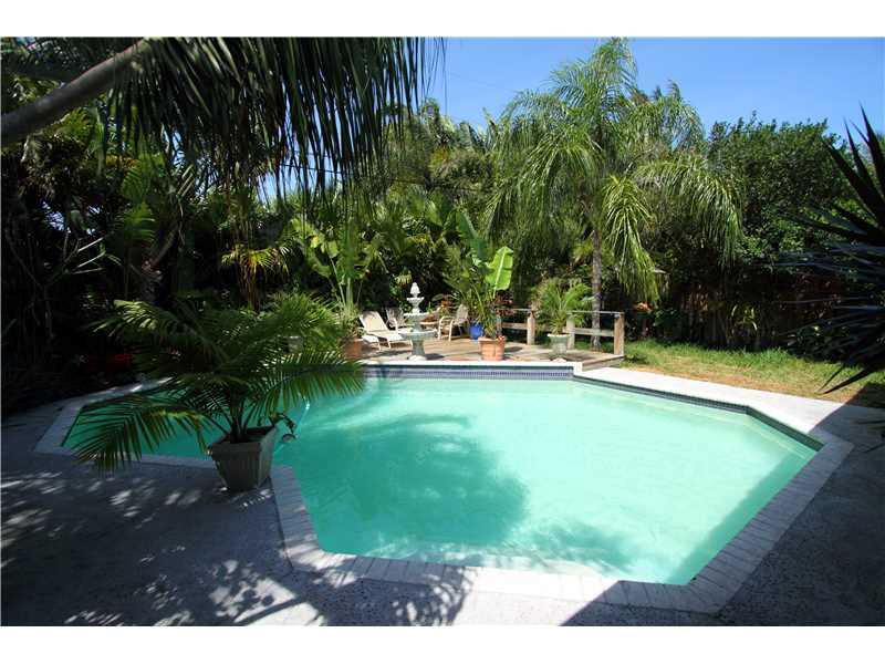 NORTH RIDGE 30-32 B - Residential Lease