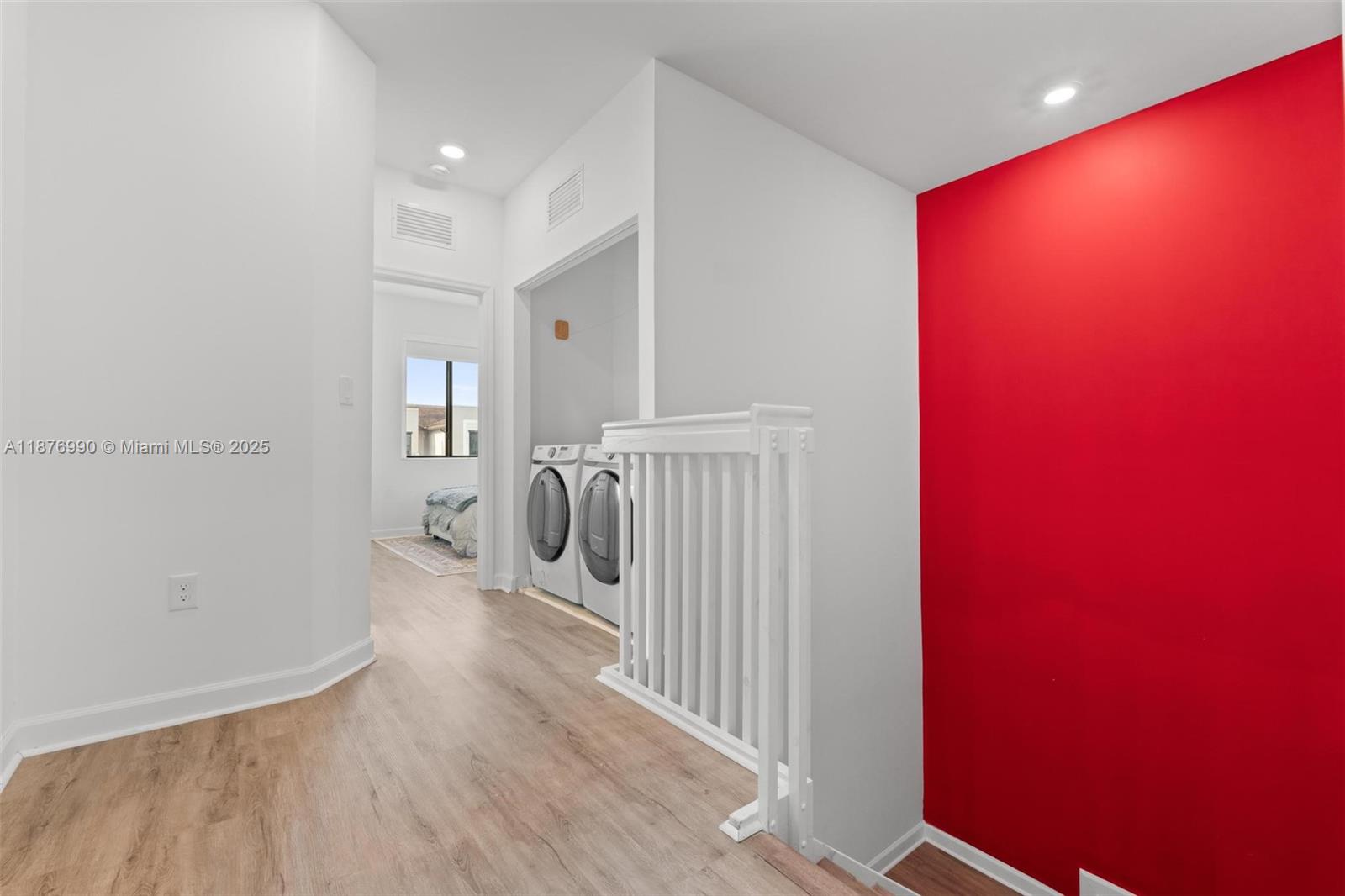 VIA VENTURE NEIGHBORHOOD - Residential