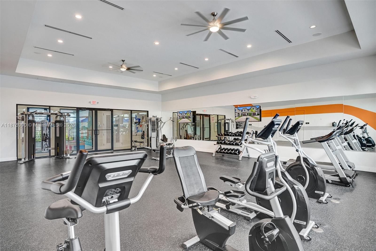 VIA VENTURE NEIGHBORHOOD - Residential
