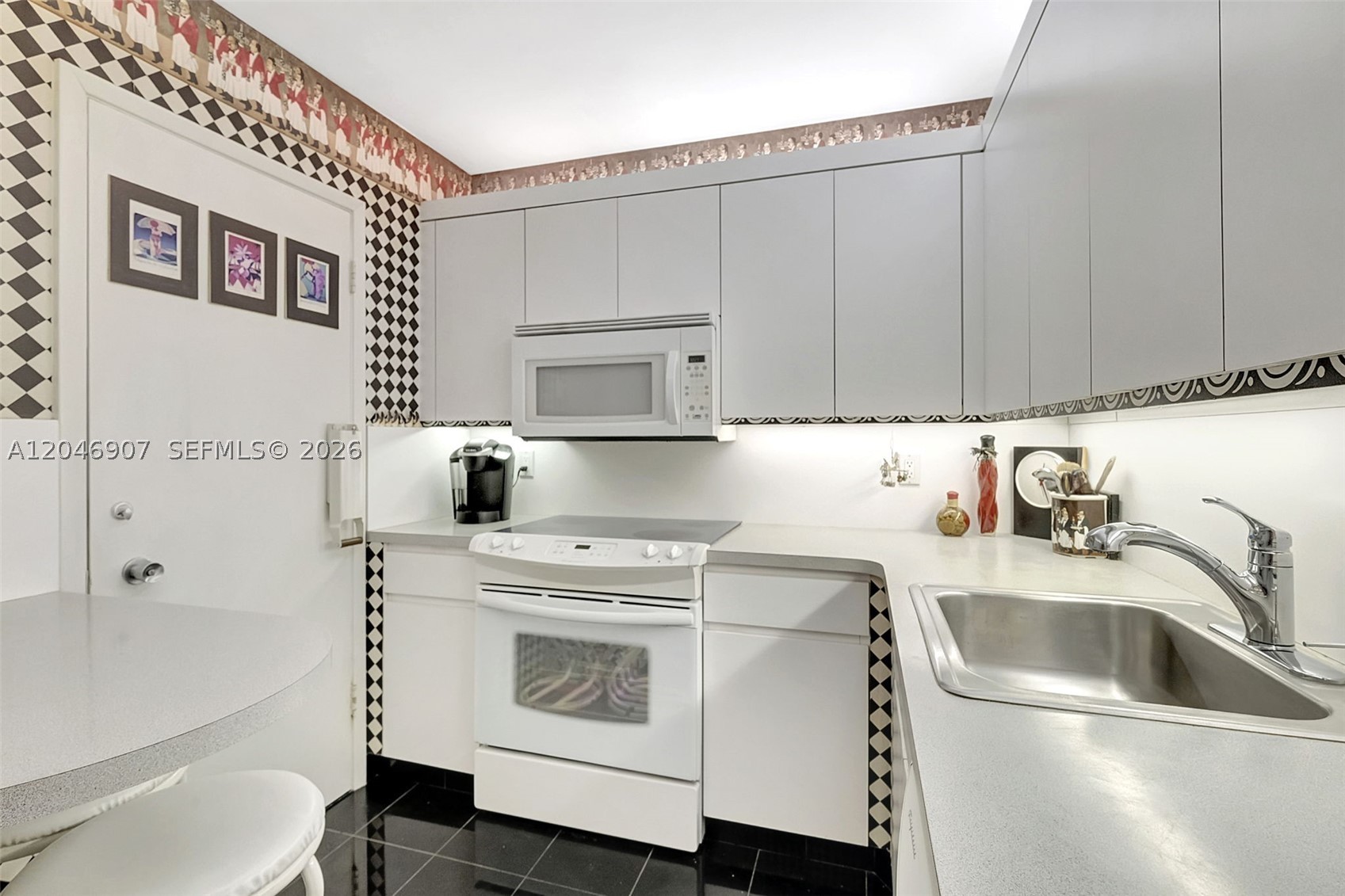 THE CARRIAGE CLUB NORTH - Residential