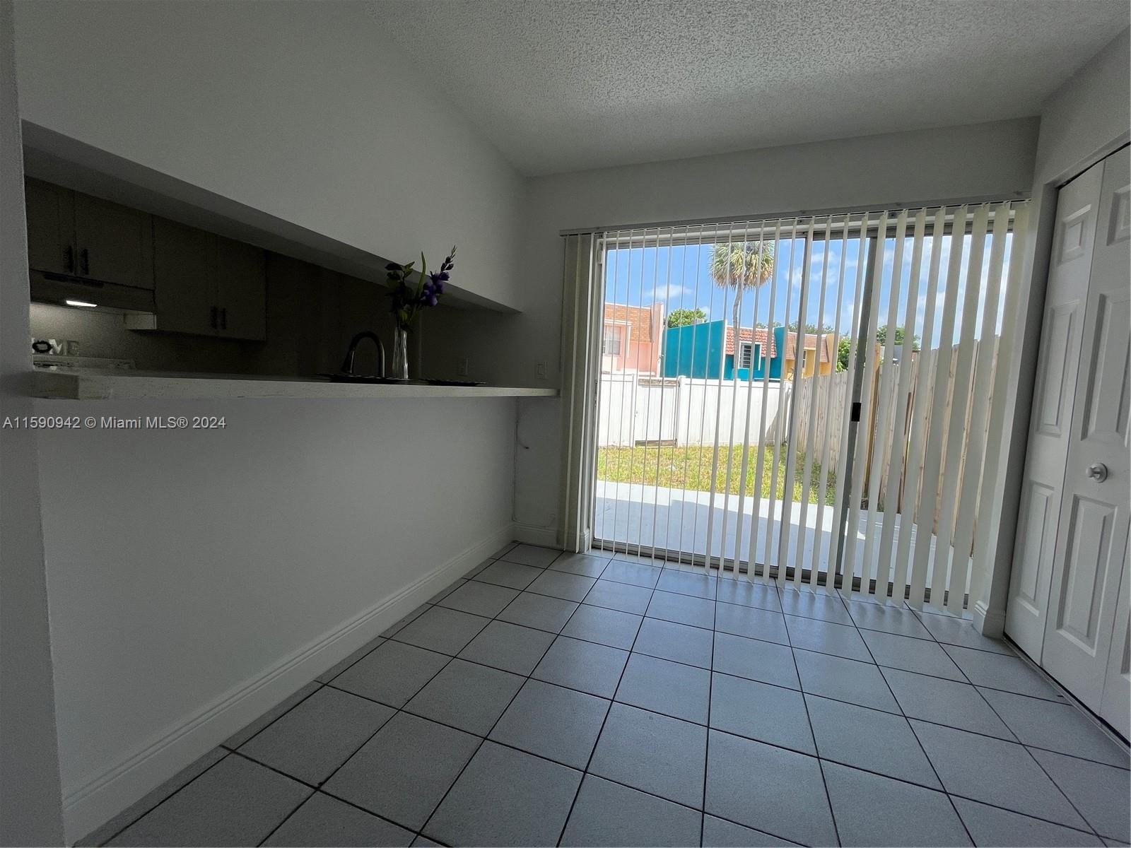 HIGHLANDS OF TAM O SHANTE - Residential Lease