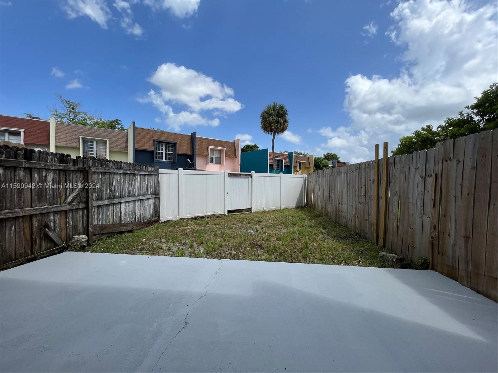 HIGHLANDS OF TAM O SHANTE - Residential Lease