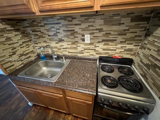 HOLLYWOOD - Residential Lease
