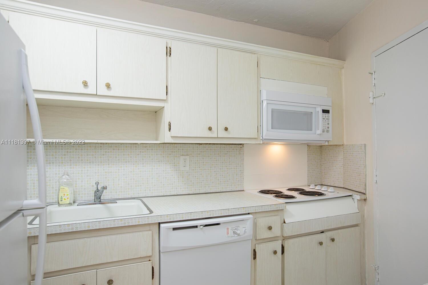 TRITON TOWER CONDO - Residential Lease