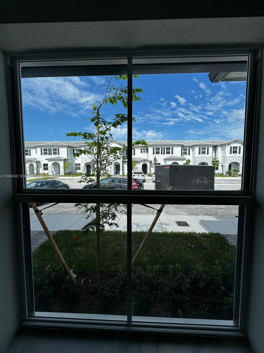 Cedar Pointe - Residential