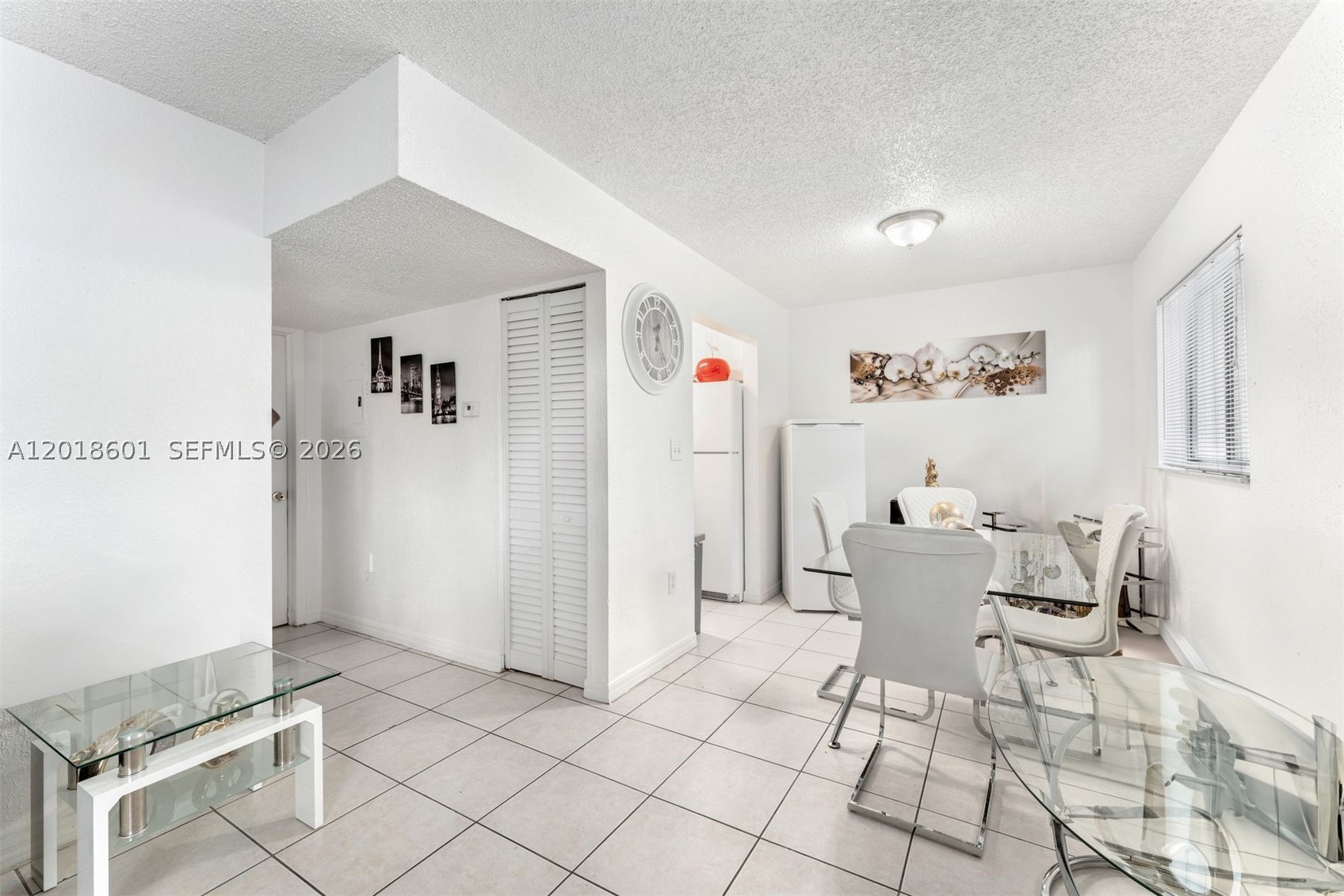 LAGO AZUL CONDO - Residential