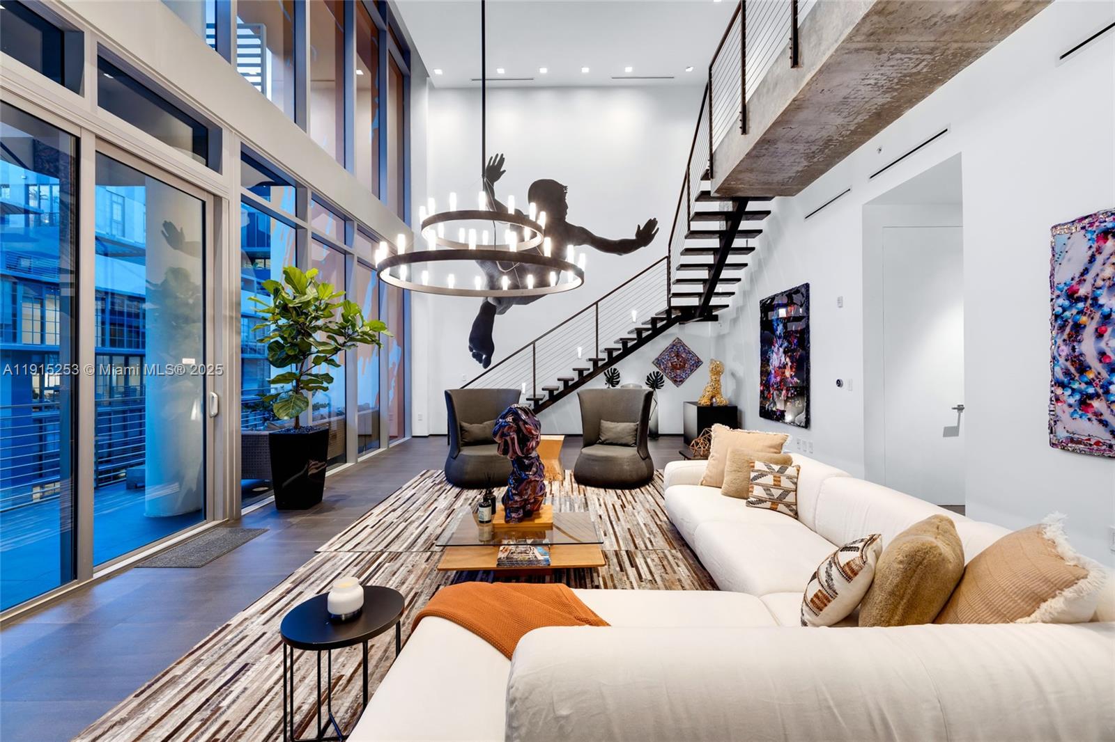 250 WYNWOOD CONDO - Residential