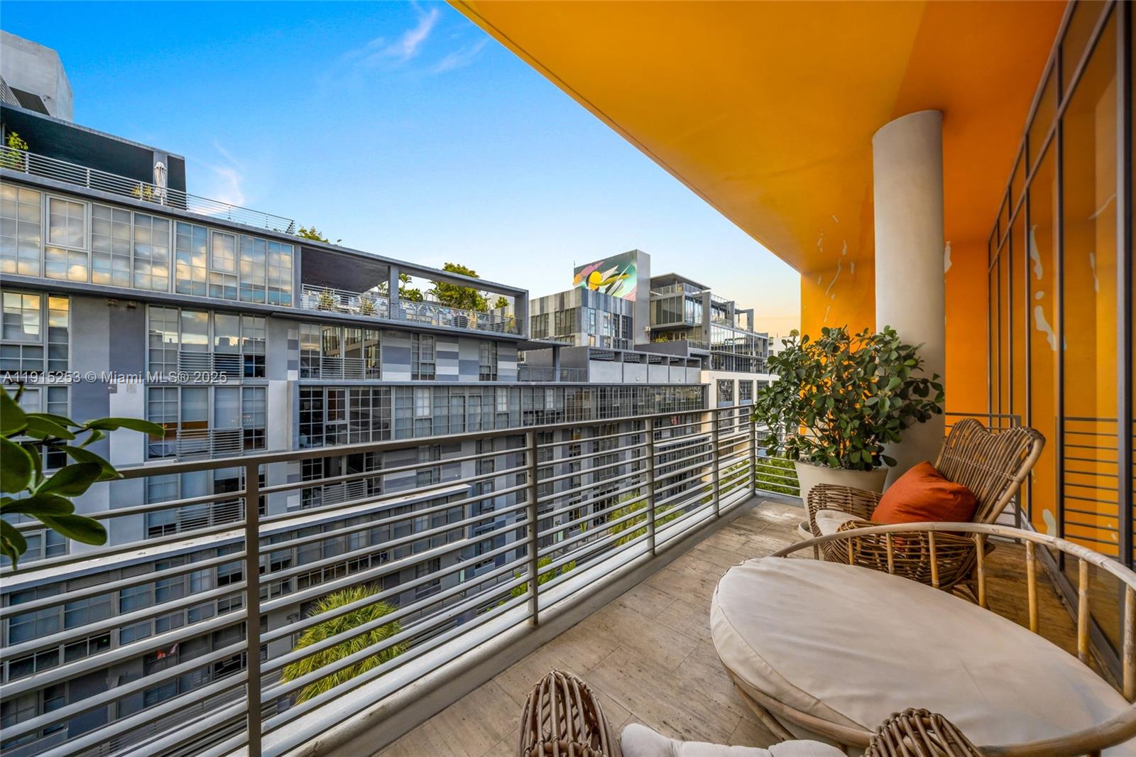 250 WYNWOOD CONDO - Residential